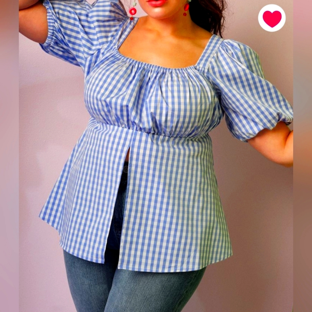 Eloquii split front puff sleeve blouse.